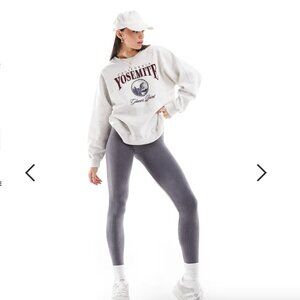 Hollister Yosemite Sweatshirt (sz XS)